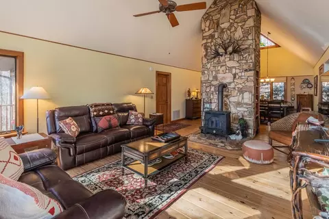 Living - 15 Crows Rest Rd, Cullowhee, NC 28723 photo 3 of 4
