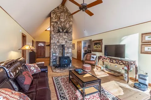 Living - 15 Crows Rest Rd, Cullowhee, NC 28723 photo 4 of 4