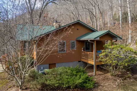 Exterior - 15 Crows Rest Rd, Cullowhee, NC 28723 photo 3 of 18