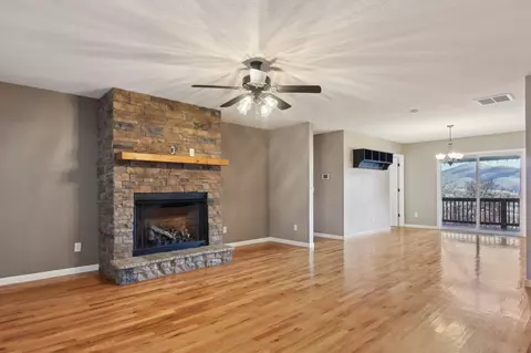76 Eastern Sky Dr, Canton, NC 28716 photo 8