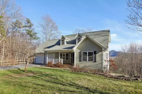 76 Eastern Sky Dr, Canton, NC 28716