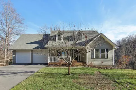 76 Eastern Sky Dr, Canton, NC 28716 photo 2