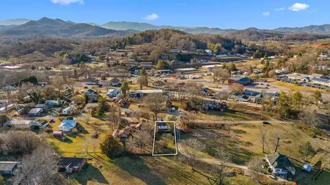 167 Second St, Franklin, NC 28734 photo 44