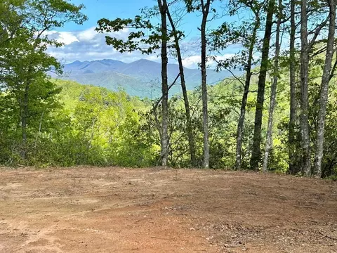 31 32 Middle Rdg, Whittier, NC 28789