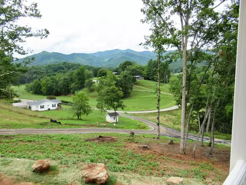 Exterior - 74 Elevation Rd, Franklin, NC 28734 photo 2 of 27