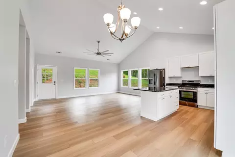 Living - 74 Elevation Rd, Franklin, NC 28734 photo 2 of 5