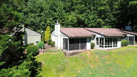 35 Mint Lake Ct W # C, Franklin, NC 28734