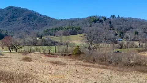 334 Charles Nolen Rd, Franklin, NC 28734