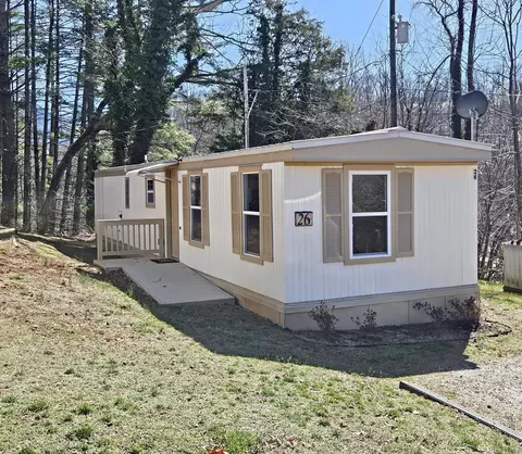 3610 Apt 26 Highlands Rd, Franklin, NC 28734