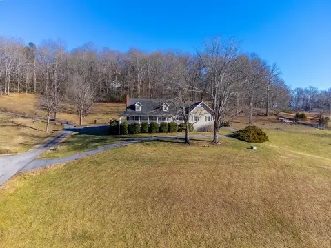65 Spencer Ln, Franklin, NC 28734
