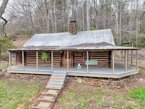 1222 Shope Rd, Otto, NC 28763