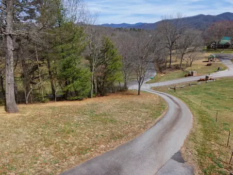 29 Windmill Ln, Franklin, NC 28734 photo 44