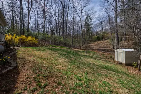 29 Windmill Ln, Franklin, NC 28734 photo 5