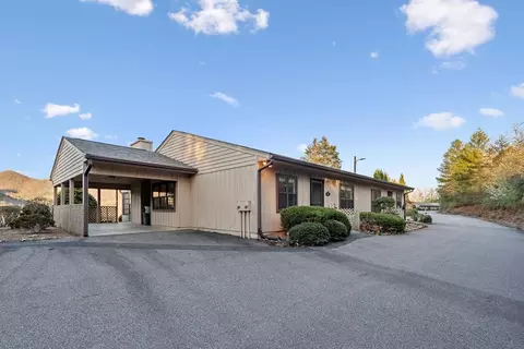 278 Ridgecrest Villas # -A, Franklin, NC 28734