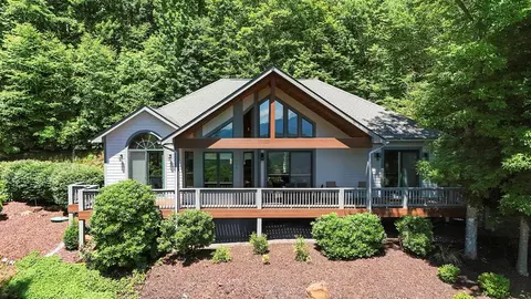 318 Wild Turkey Trl, Whittier, NC 28789