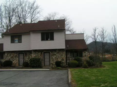 57 Marion Forest Rd UNIT 4R, Sylva, NC 28779