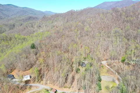 12 3 Top Drop Ln, Sylva, NC 28779 photo 13
