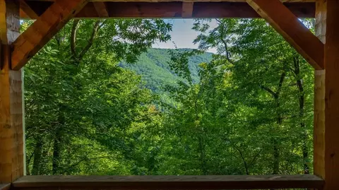 265 Pineview Rd, Franklin, NC 28734 photo 9