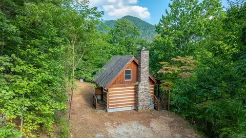 265 Pineview Rd, Franklin, NC 28734 photo 3