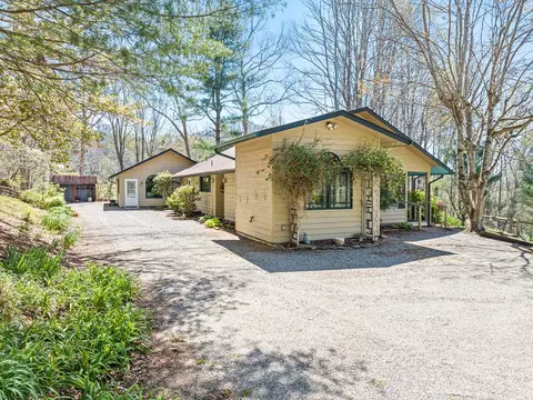 Exterior - 817 Ferguson Cove Loop, Clyde, NC 28721 photo 13 of 21