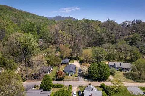590 Dillsboro Rd, Sylva, NC 28779 photo 6