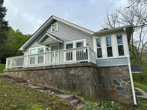 4 6 Skyview Rd, Whittier, NC 28789