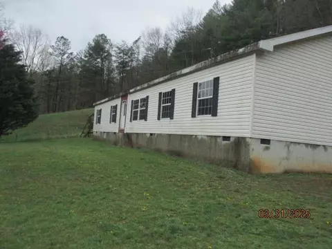 3987 Yellow Creek Rd, Robbinsville, NC 28771