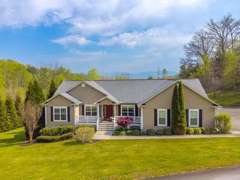 42 Brookstone Mountain Trl, Franklin, NC 28734