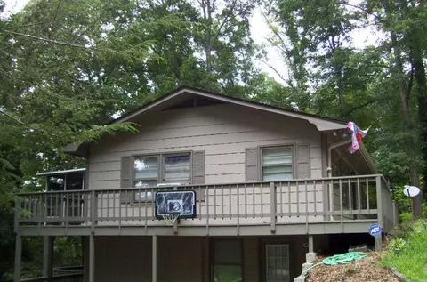 58 Greenbrier St, Franklin, NC 28734