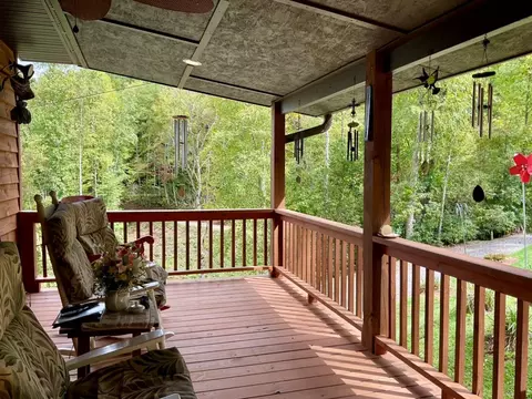 146 Soap Stick Dr, Sylva, NC 28779 photo 2