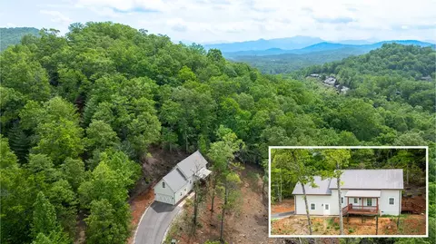 515 Hazels Creek Ln, Franklin, NC 28734