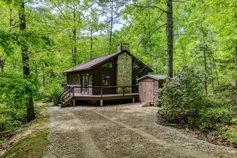 300 N Mallard Cv, Almond, NC 28702