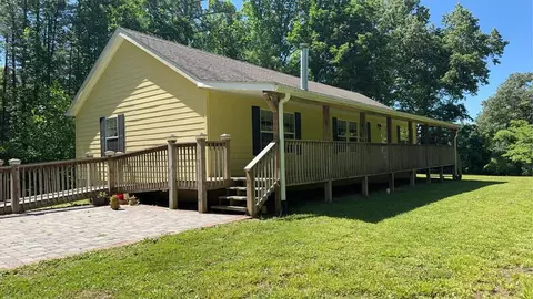 221 Dogwood Holw, Bryson City, NC 28713
