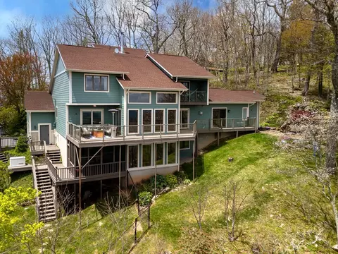 4344 Eagles Nest Mtn, Waynesville, NC 28786