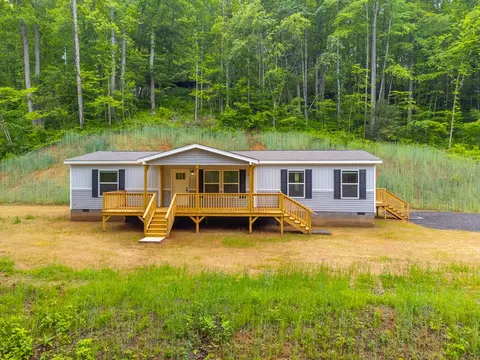 272 Dusty Ln, Sylva, NC 28779 photo 2