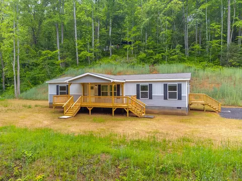 272 Dusty Ln, Sylva, NC 28779