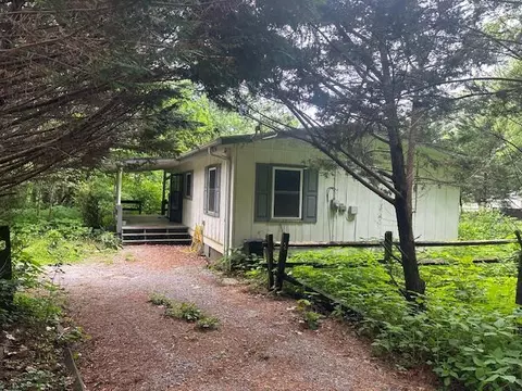 237 E View Rd, Sylva, NC 28779