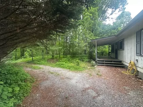 237 E View Rd, Sylva, NC 28779 photo 2