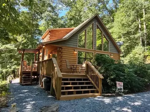 141 Bartlett Glen Cv, Bryson City, NC 28713