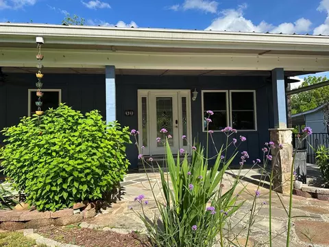 59 Mountain View St, Franklin, NC 28734