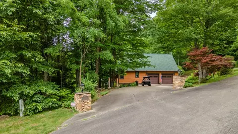 Exterior - 1562 Garnet Rd, Sylva, NC 28779 photo 5 of 19