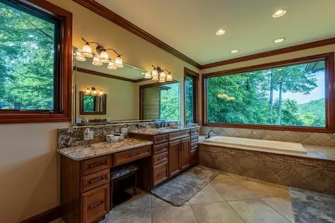 Bath - 1562 Garnet Rd, Sylva, NC 28779 photo 1 of 12