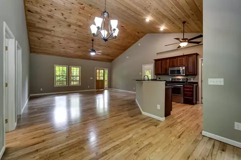 Living - 16 Timber Creek Cir, Sylva, NC 28779 photo 6 of 8
