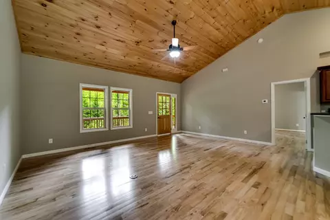 Living - 16 Timber Creek Cir, Sylva, NC 28779 photo 4 of 8