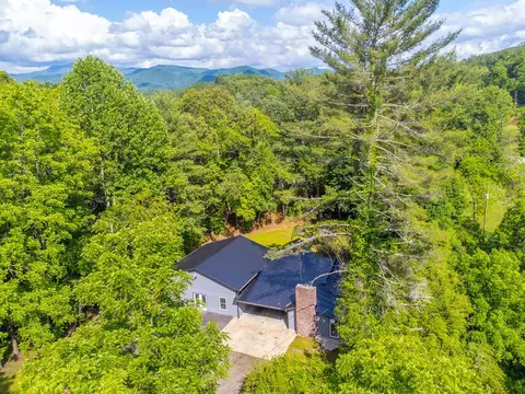 178 Potts Community Rd, Sylva, NC 28779