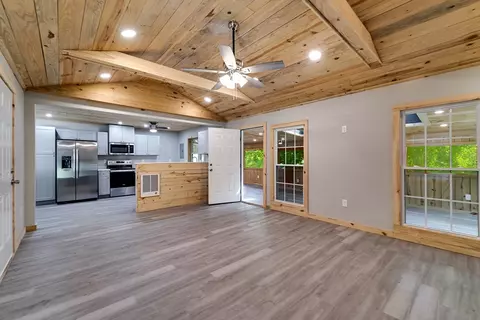 Living - 178 Potts Community Rd, Sylva, NC 28779 photo 3 of 3