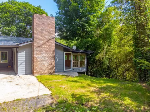 Exterior - 178 Potts Community Rd, Sylva, NC 28779 photo 1 of 5