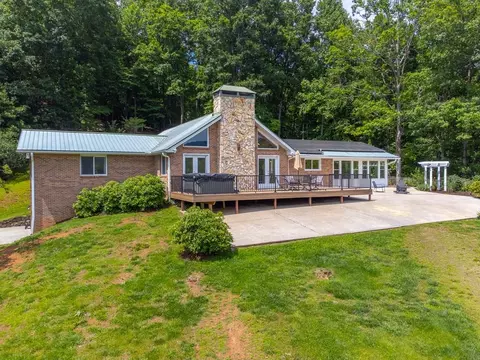 148 Haven Ridge Trl, Franklin, NC 28734