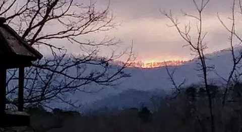 1074 Franklin Grove Rd, Bryson City, NC 28713