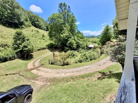2087 Henry Rd, Sylva, NC 28779 photo 8